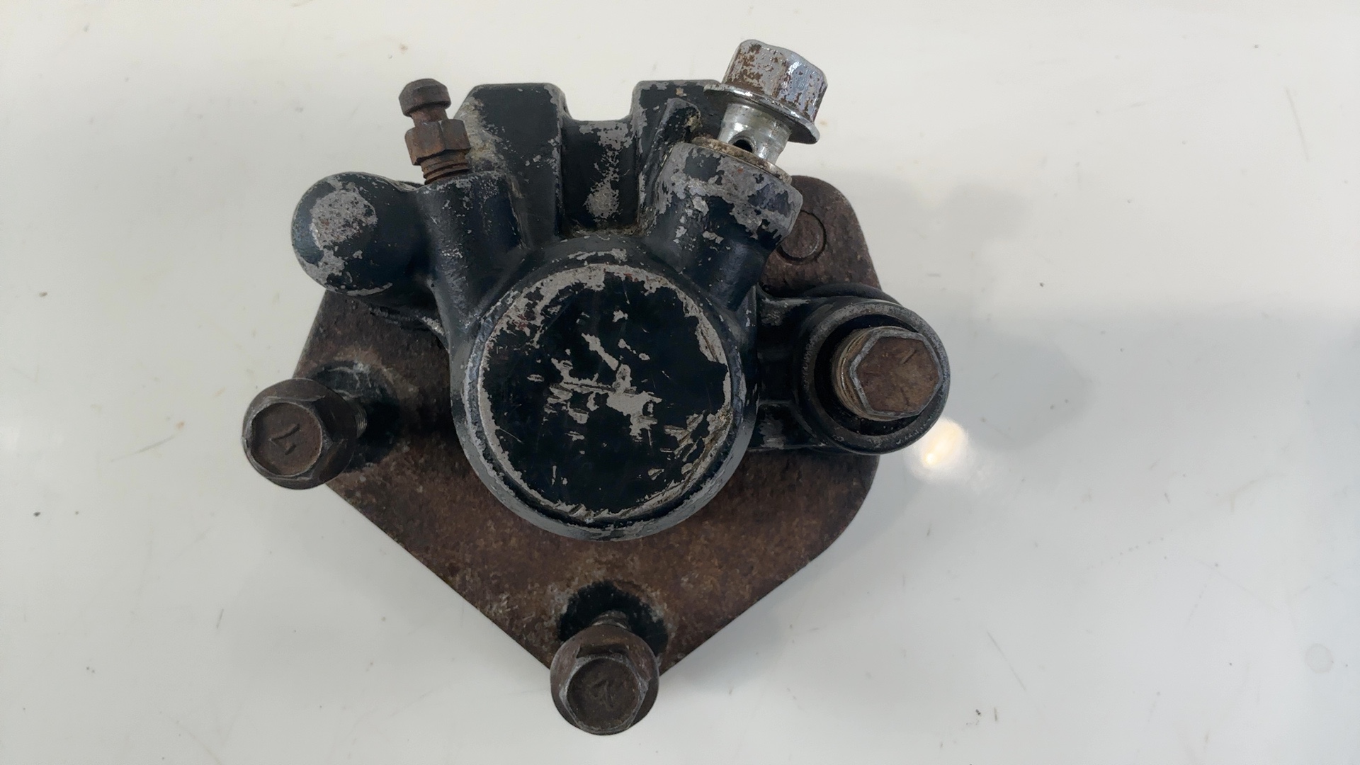 Suzuki GN125 NF41A 125cc Front Brake Caliper 1982-2000 OEM 59300-29B00-000