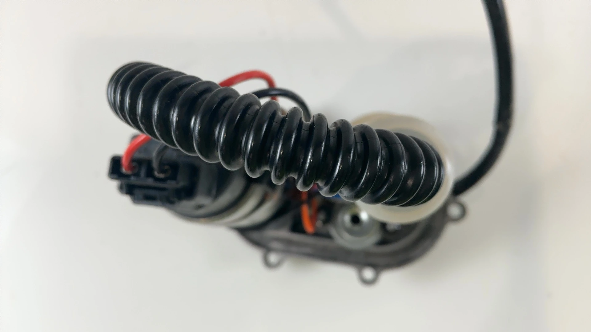 Ducati Hypermotard 1100 1100S 1078cc Fuel Pump 2007-2012 OEM 160.2.370.1A - Image 10
