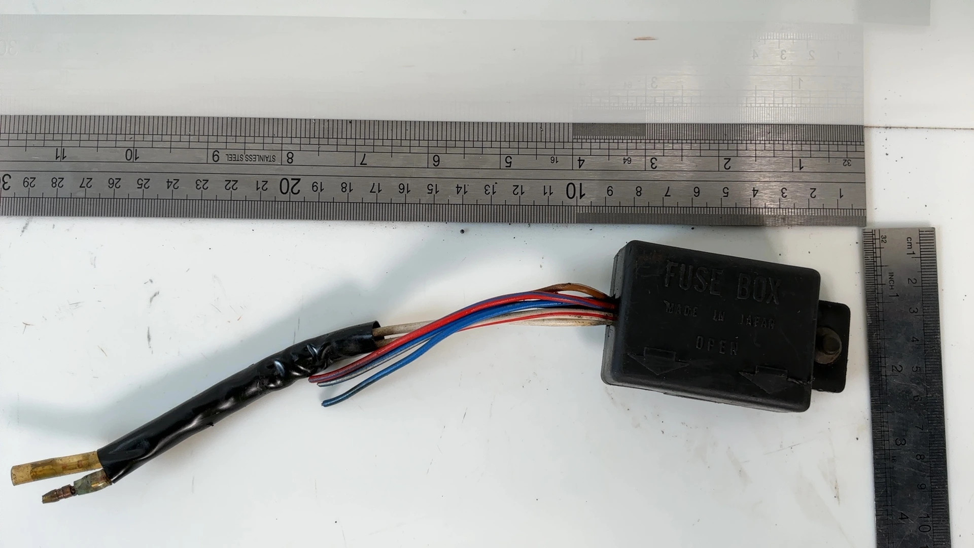 Kawasaki KZ650 B KZ650B 650 Fuse Box 1977 1978 OEM 26004-035 - Image 5