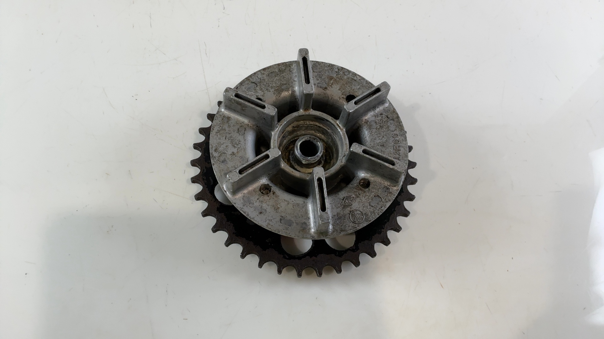 Yamaha XS400 Maxim Seca XS400R 400cc Rear Sprocket Hub 1982-1983 12R-25366-00-39