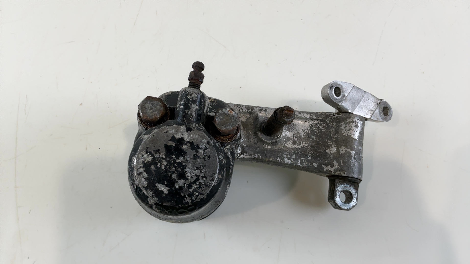 Honda CJ250T Twin 250 Front Brake Caliper 1976 1977 OEM 45100-390-405