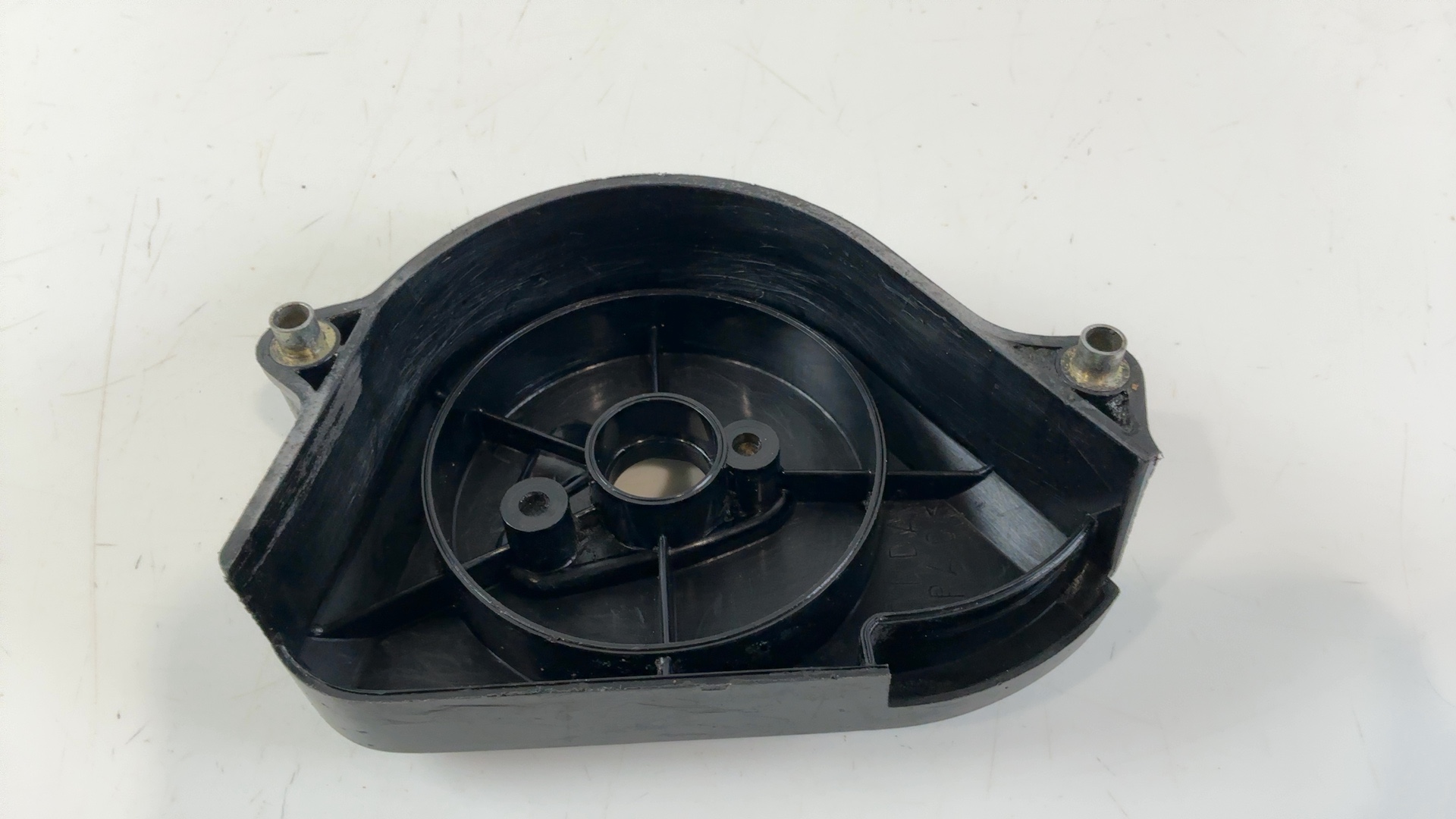 Honda CBR900RR Fireblade 900cc Front Sprocket Cover 1996-1997 OEM 11350-MAE-000 - Image 2