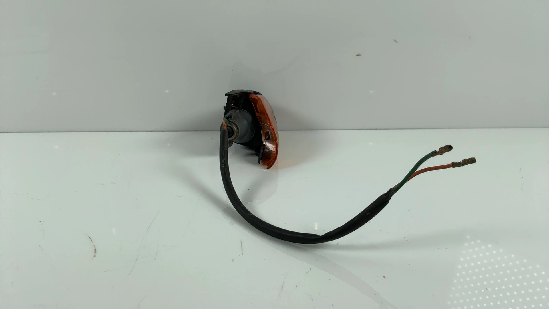 Honda Vision SA50 50cc Front Left Turn Signal Light 1988-1994 OEM 33450-GY1-901 - Image 7