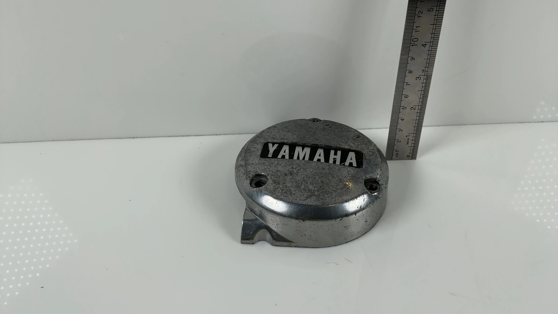 Yamaha RD125DX RD125 125cc Oil Pump Cover 1976 1977 OEM 1N2-15416-00 - Image 3