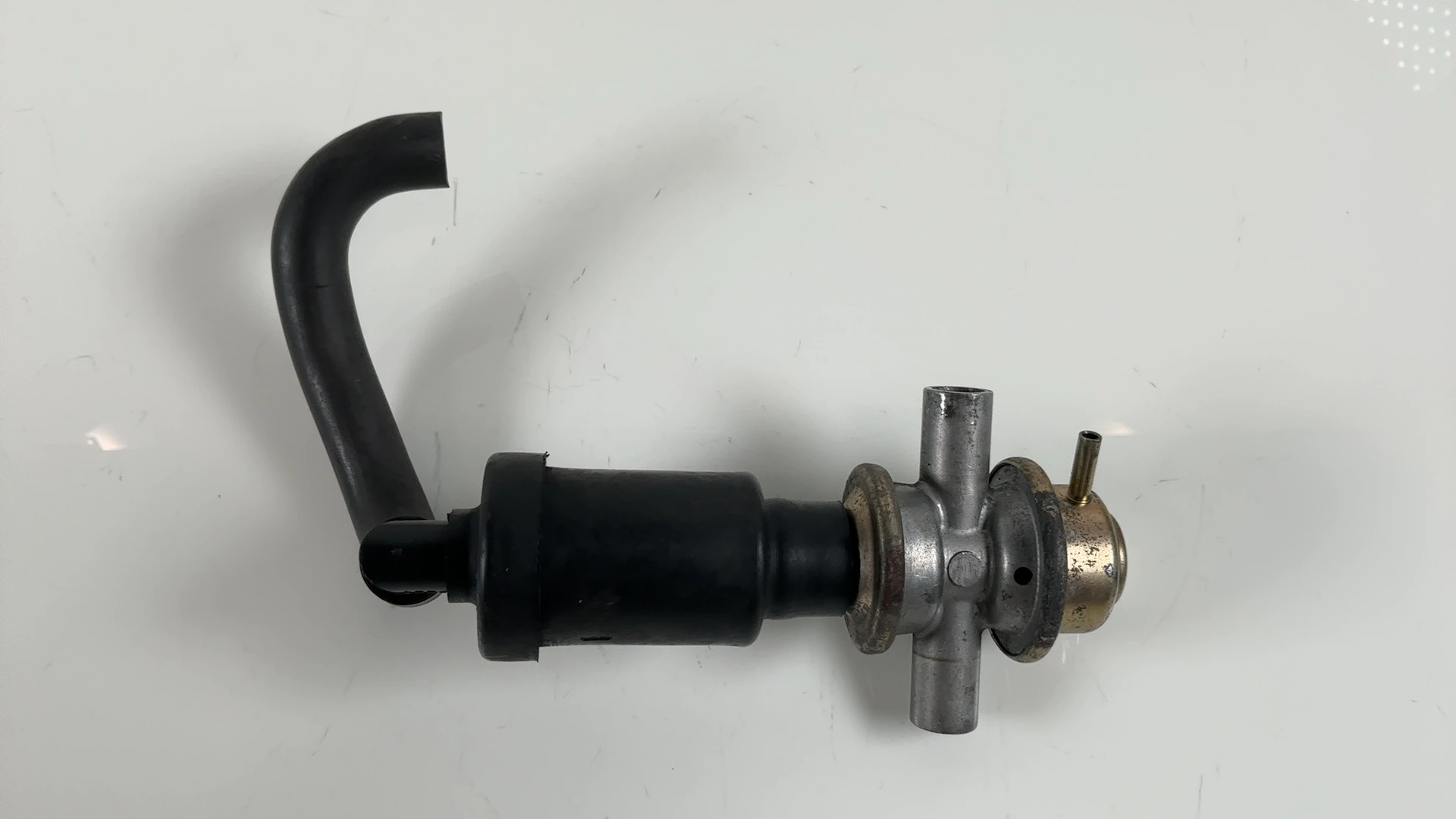 Kawasaki Ninja ZX-9R ZX900B 900cc Air Switch Valve 1994-1996 OEM 16126-1104
