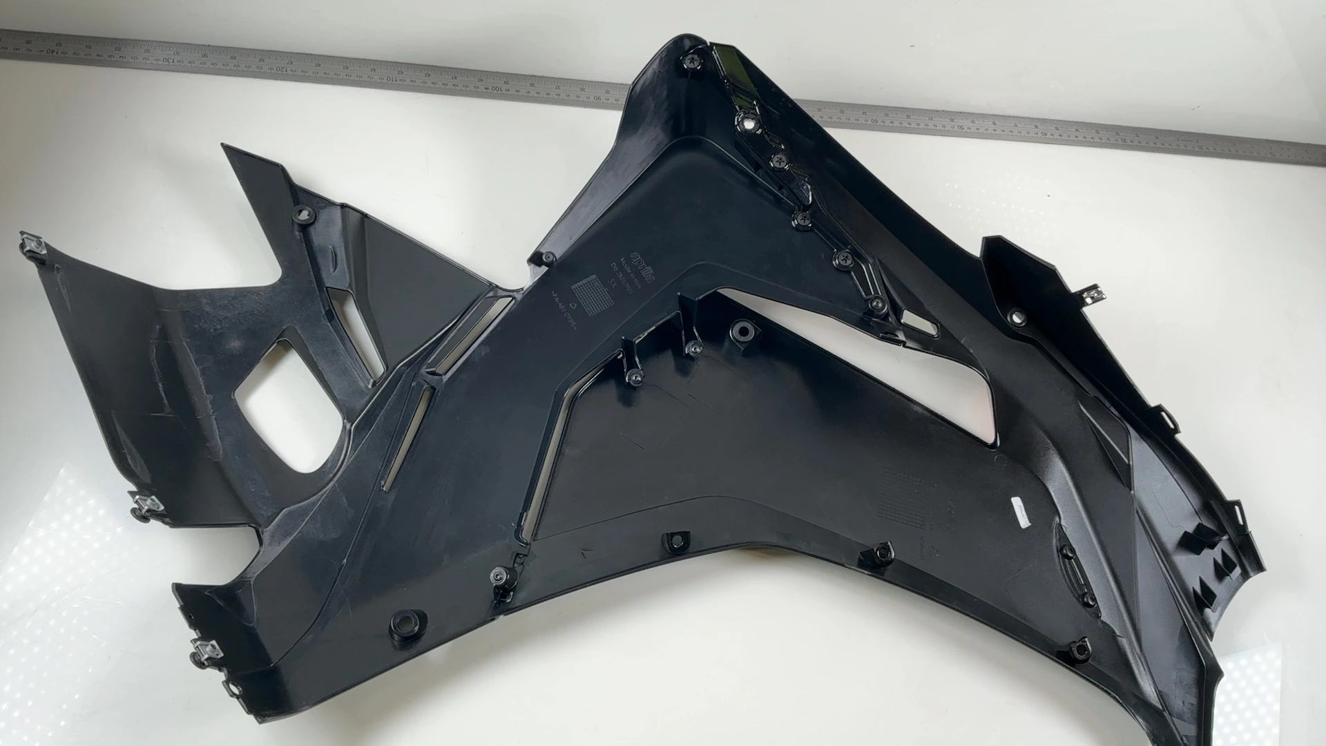 Aprilia RSV4 1100 Front Left Side Lower Mid Fairing Cowl 2021-2025 OEM 2B012901 - Image 2