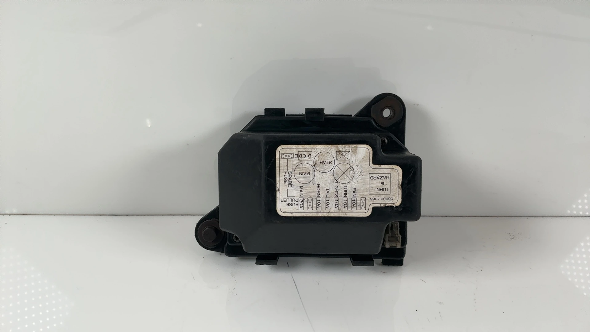 Kawasaki GPZ900R ZX900A 900CC Junction Fuse Relay Box 1984-1989 OEM 26021-1055 - Image 1