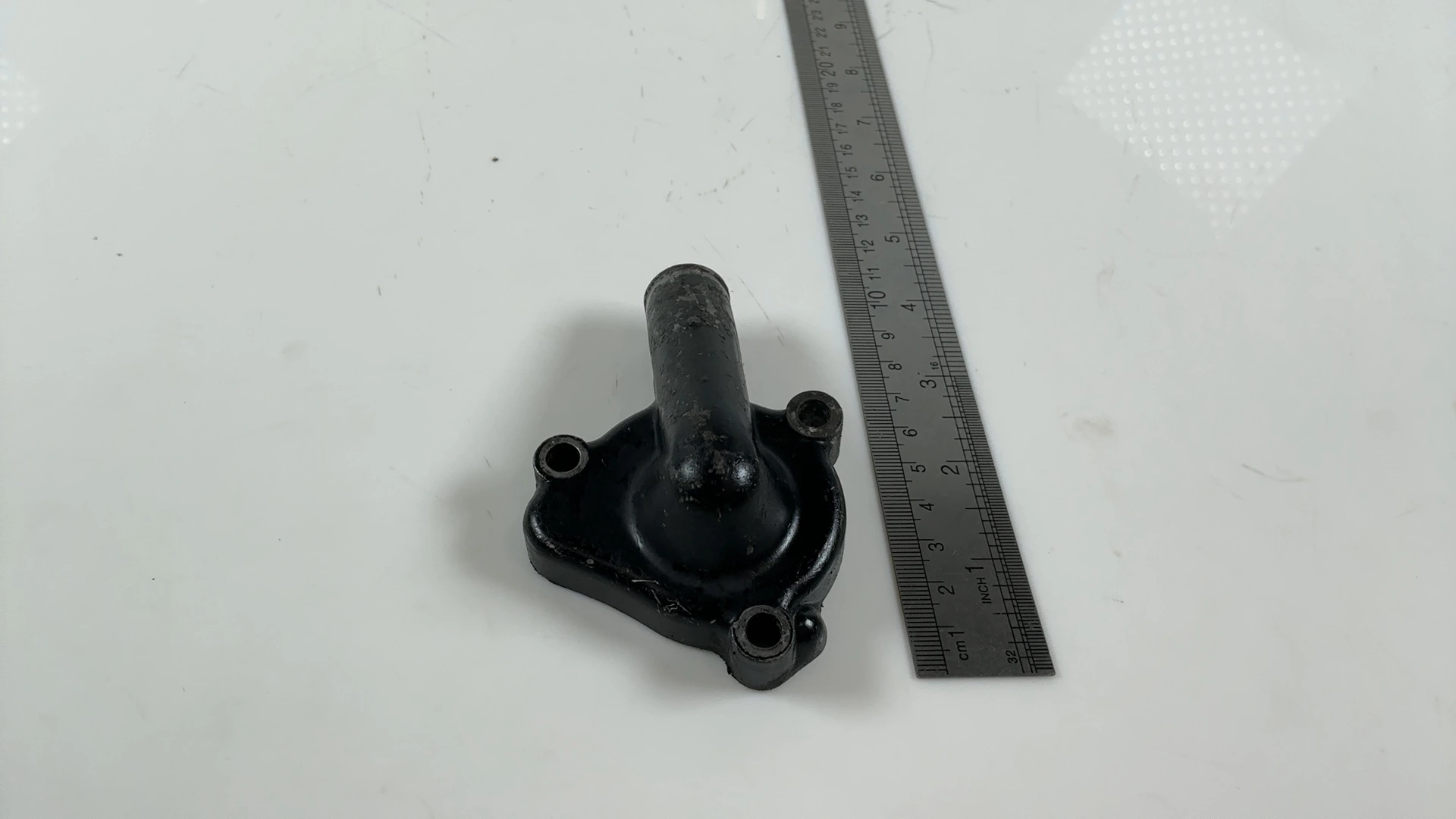 Yamaha DT80 LC 5R2 80cc Water Pump Cover 1983-1984 OEM 5R2-12422-00-00 - Image 3