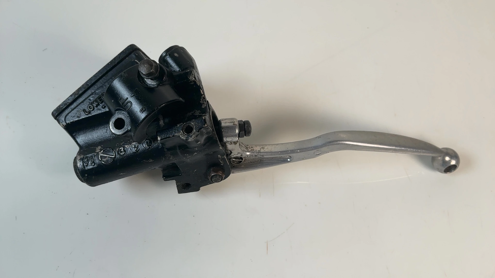 Yamaha TZR250 1KT 250cc Front Brake Master Cylinder 1986-1995 OEM 1KT-25850 - Image 2