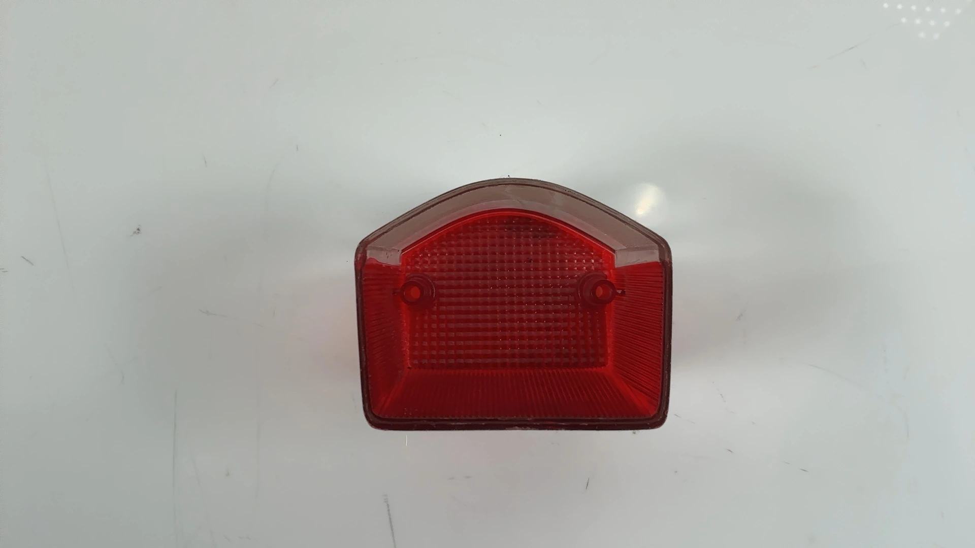 Yamaha DT125LC Mk1 125cc Tail Light Lens 1982-1984 OEM 10V-84521-00 - Image 3
