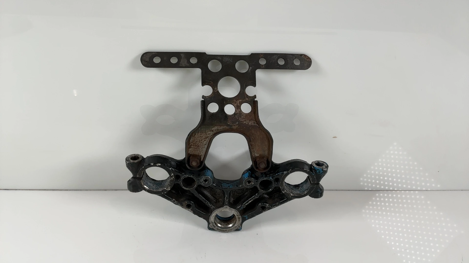 Yamaha RD125LC 10W 125cc Upper Fork Bridge Yoke 1982-1984 OEM 10W-23435-00-98 - Image 1