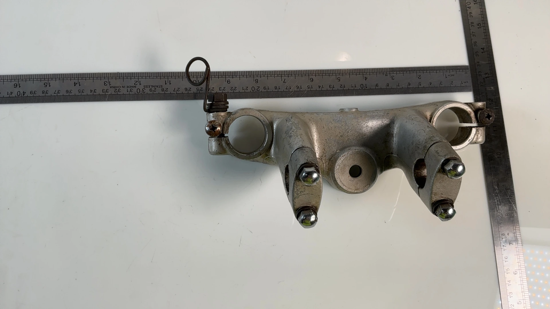 Suzuki DR125S SF42A 125cc Upper Triple Tree Fork Bridge 1983-85 OEM 51311-42A00 - Image 3