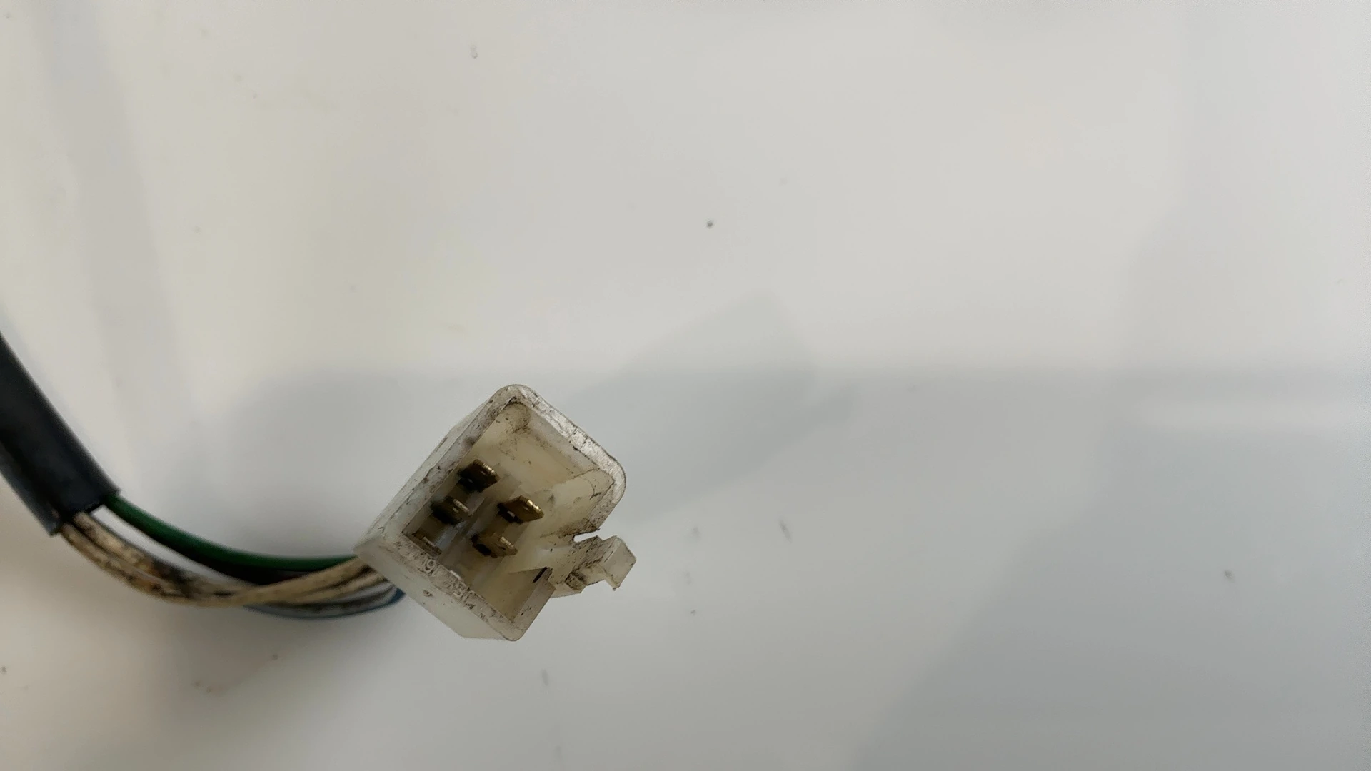 Peugeot Elystar 50 Right Throttle Switch 2002-2012 OEM 756030 - Image 5