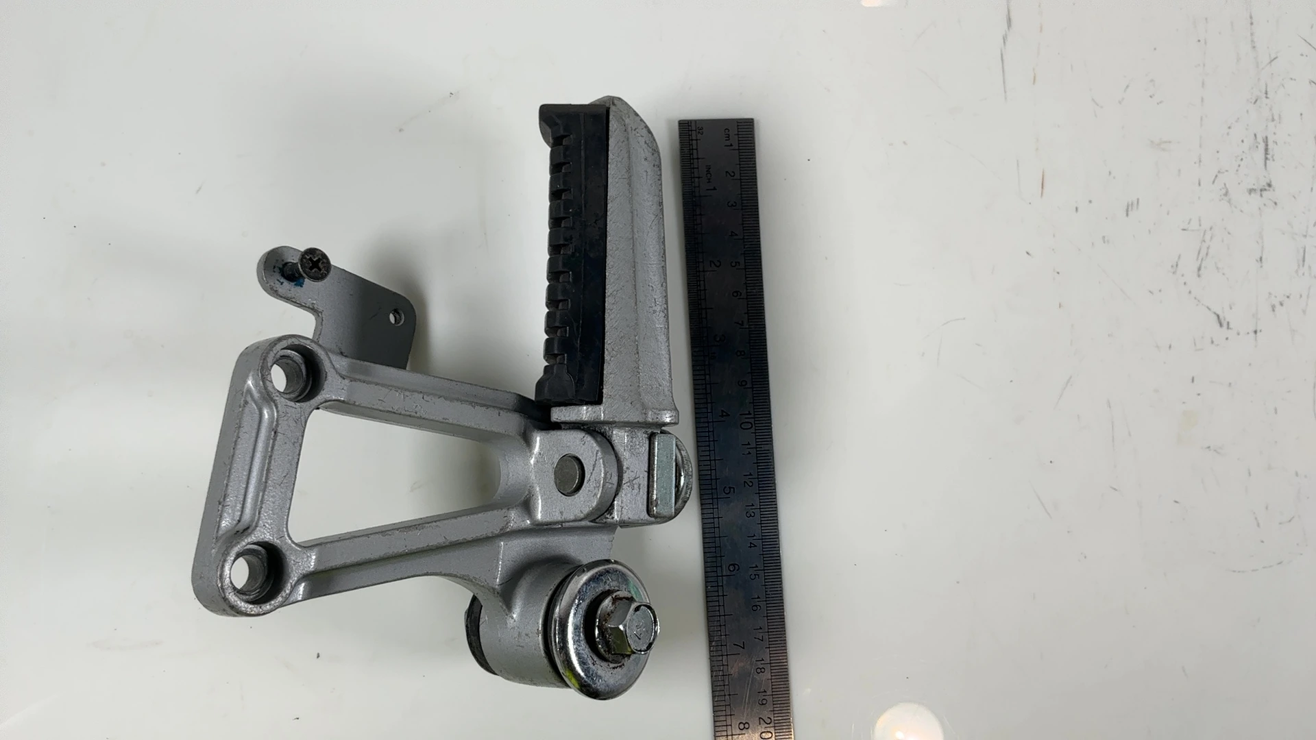 Kawasaki Ninja GPZ600R ZX600A Left Rear Foot Rest Bracket 1985-87 OEM 35011-1242 - Image 3