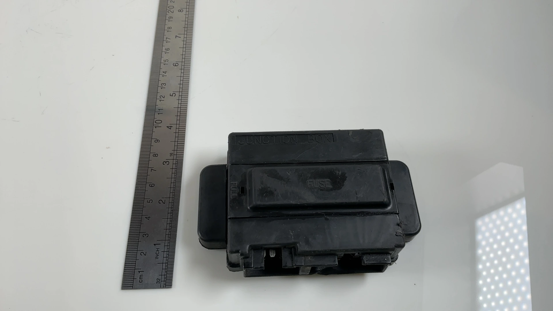 Kawasaki ZXR750 ZX750-H 750cc Junction Fuse Box 1989-1990 OEM 26021-1070 - Image 3