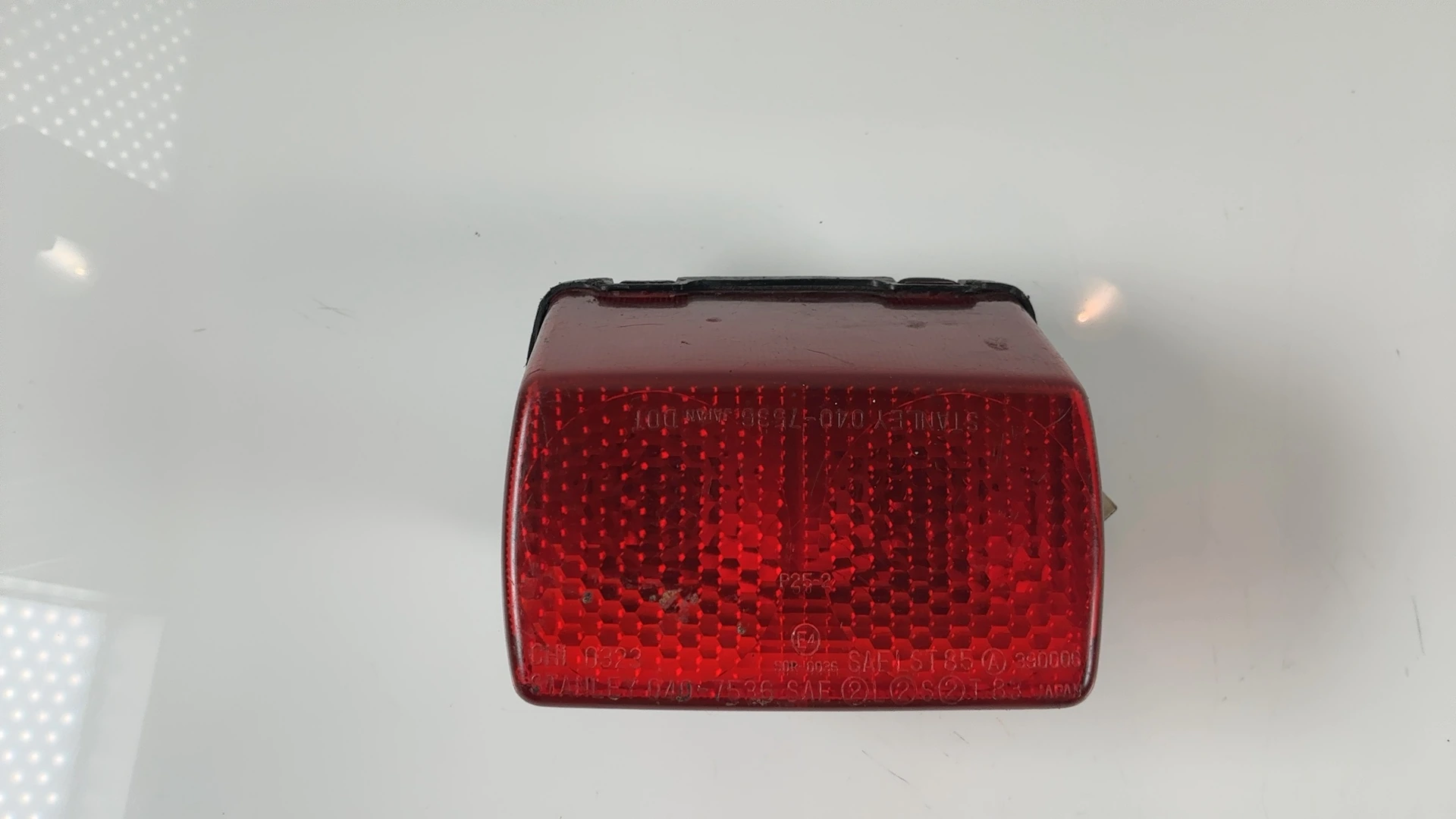 YAMAHA TRX850 TRX 850CC REAR BRAKE LIGHT 1995-2000 OEM 47X-84710-E0 - Image 2