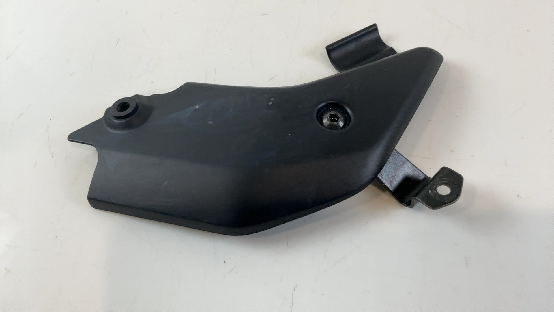Honda CBR600RR PC37 600cc Exhaust Heat Shield Guard 2003-2004 OEM 18330-MEE-000 - Image 1