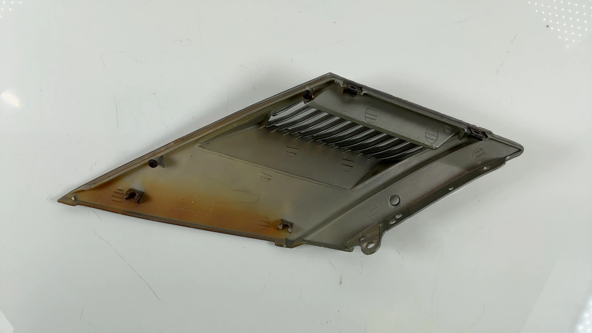 Honda Elite CH150 150cc Front Left Vent Grille Cover 1984-1986 OEM 64312-KN7-670 - Image 4