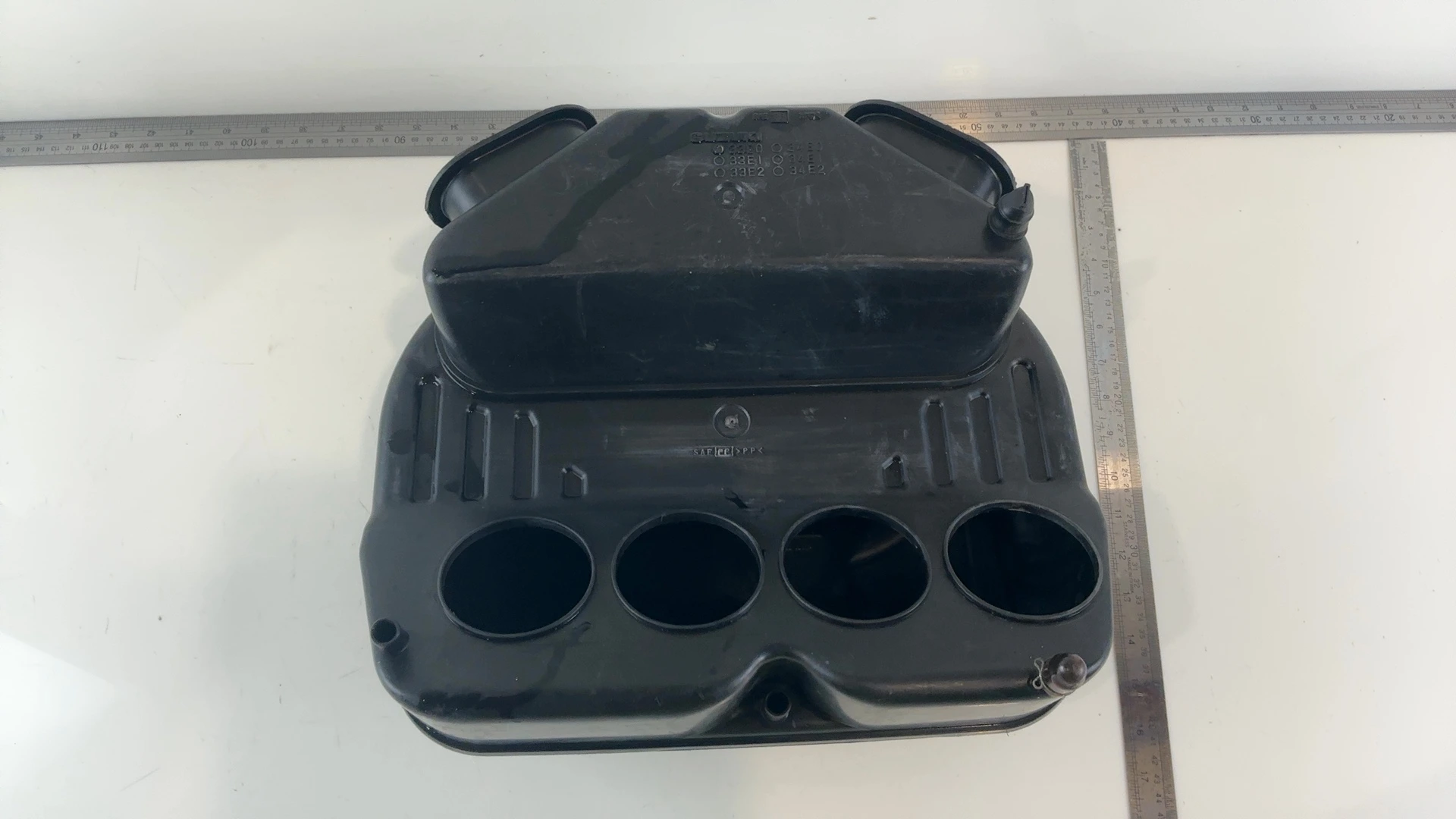 Suzuki GSXR 750 GR7DB 750cc Air Filter Box 1996 1997 OEM 13700-33E00 - Image 3