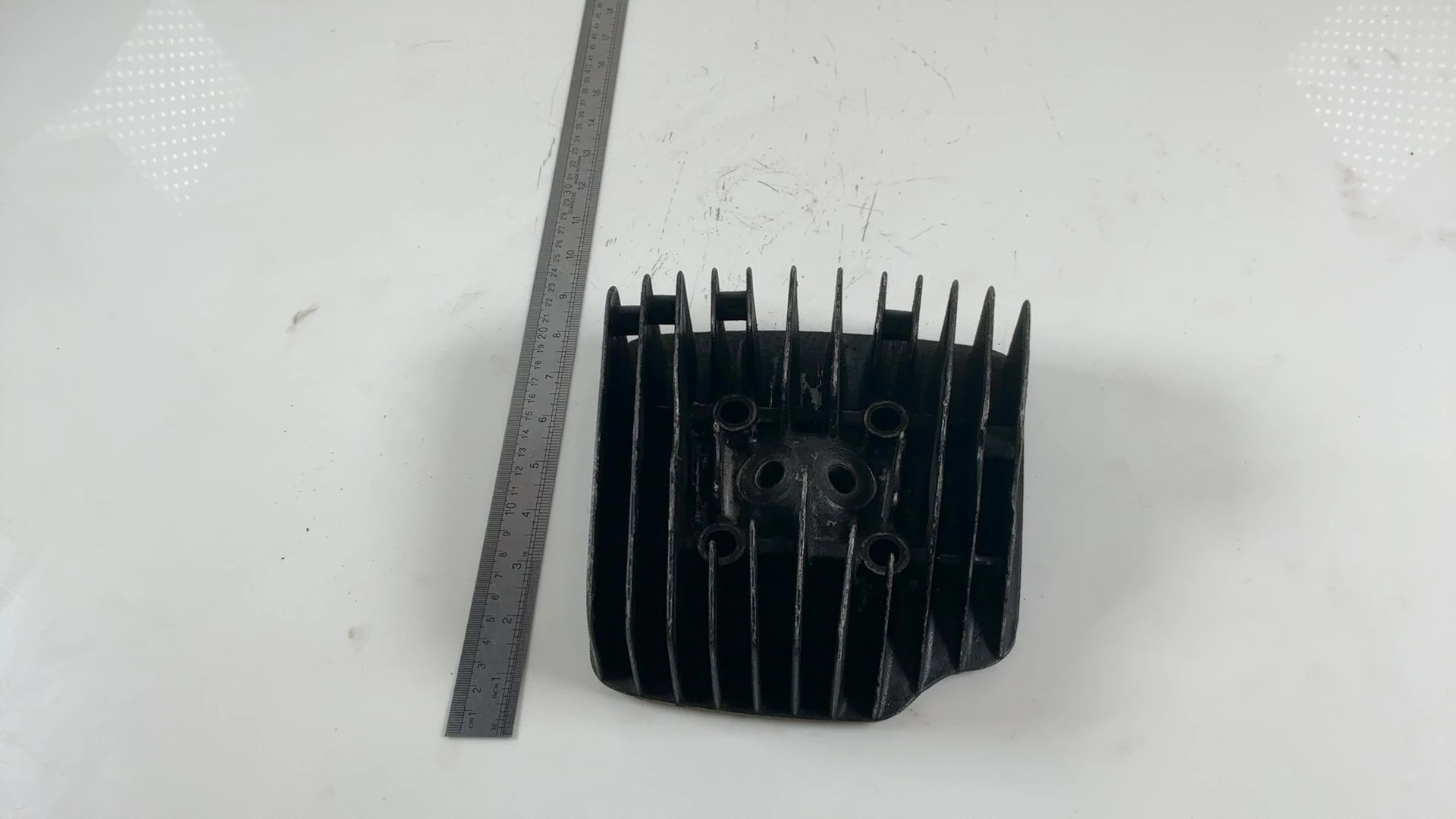 Kawasaki KE175 KE 175 175cc Engine Cylinder Head 1976-1978 OEM 11001-104-21 - Image 4