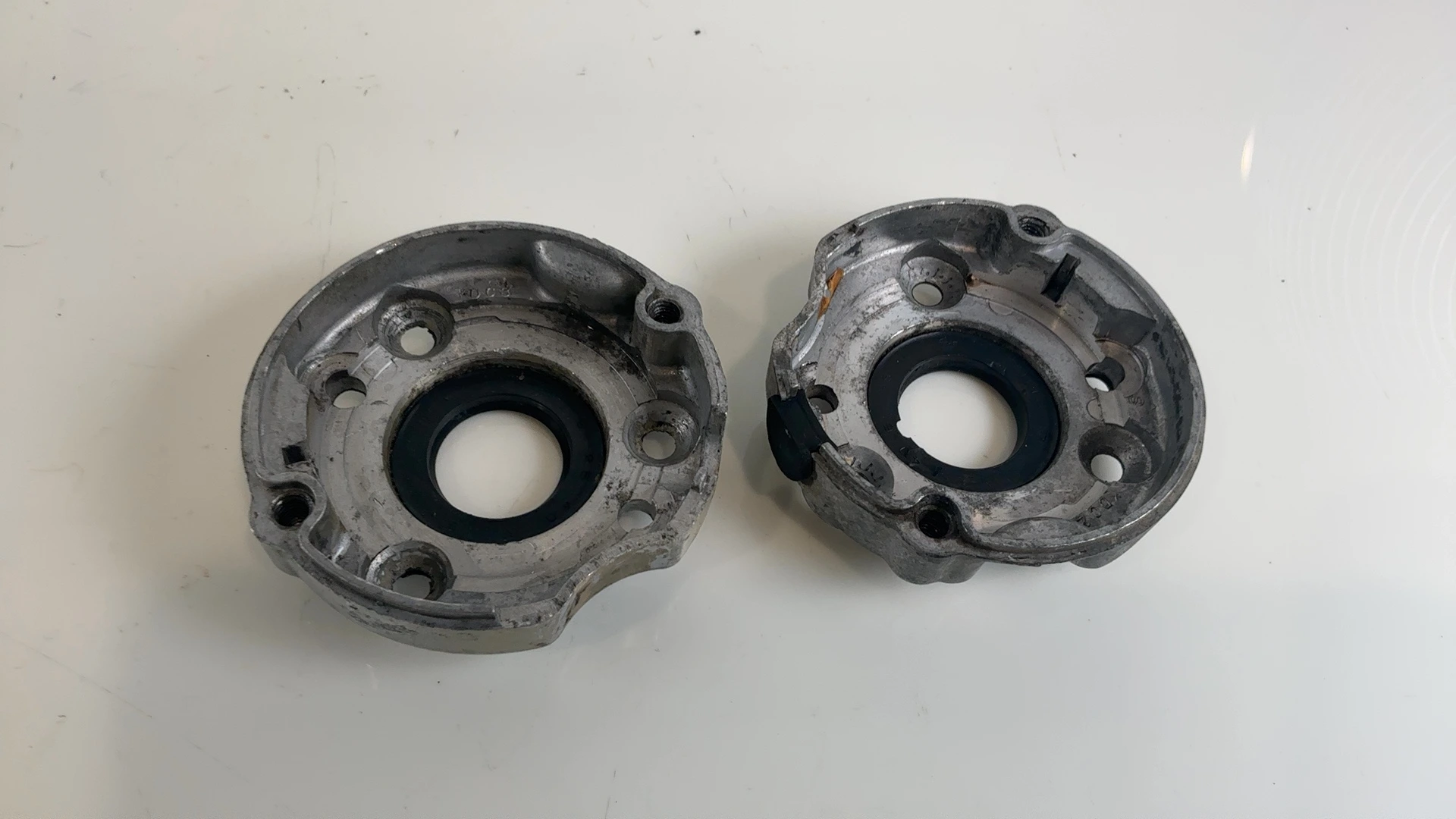 Yamaha XS650 XS650S 650cc Ignition Points Housing Cover 1970-83 256-11157-03-00 - Image 2