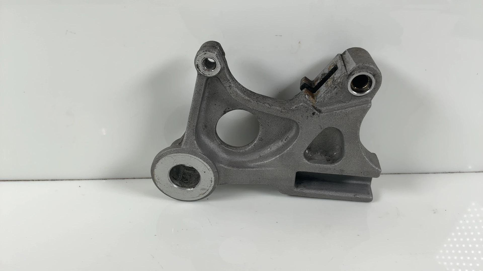 Honda CBR600F CBR600F4 600 CC Rear Brake Caliper Bracket 1999-2000 43110-MBB-006 - Image 2