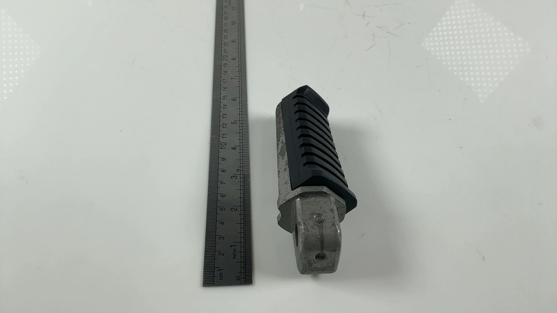 Kawasaki GPZ1000RX ZX1000A 1000cc Rear Left Foot Peg Rest 1986-87 OEM 34028-1121 - Image 4