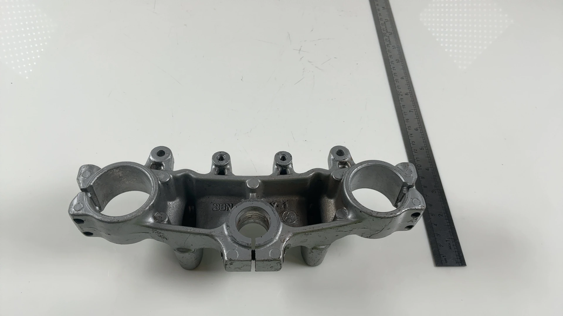 Yamaha DT125R 4BL 125cc Upper Fork Bridge Yoke 1991-1998 OEM 3BN-23435-00-35 - Image 3