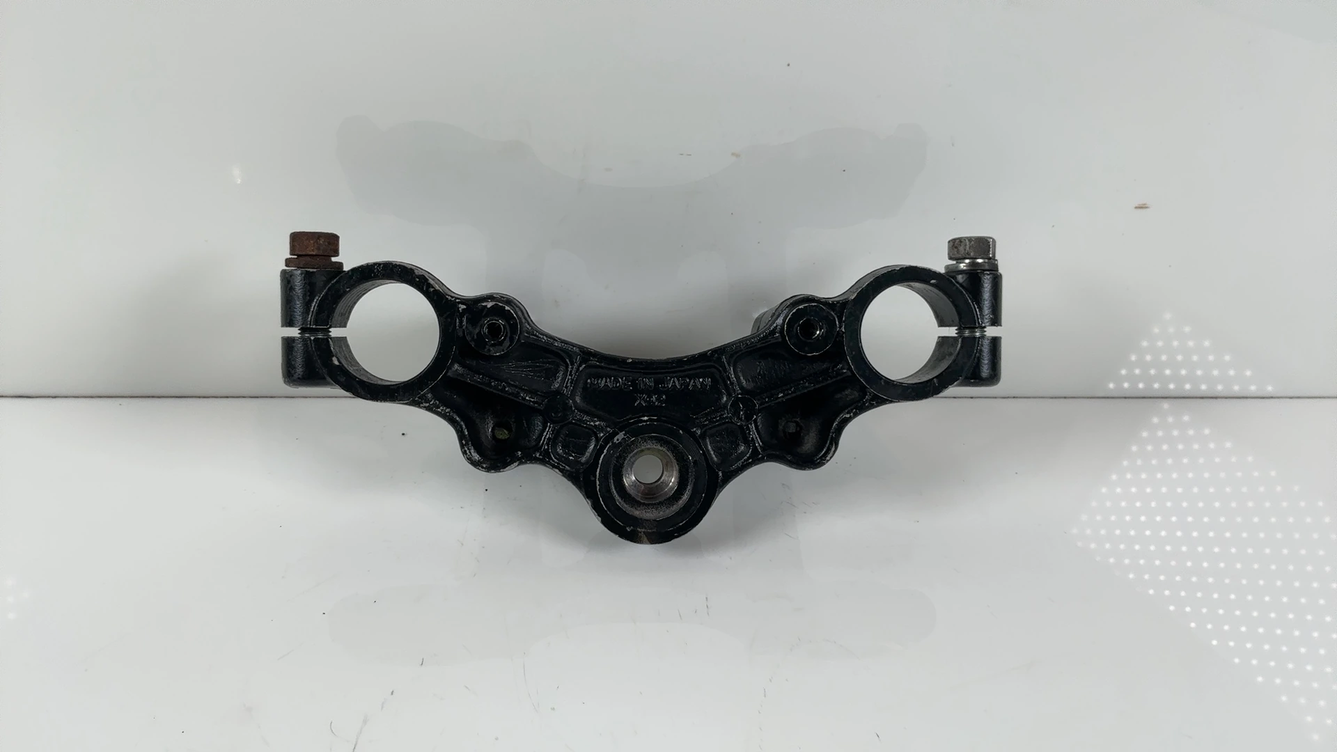 Suzuki GN125 GN125E 125 Upper Fork Bridge Yoke 1982-2001 OEM 51311-11300-291 - Image 1