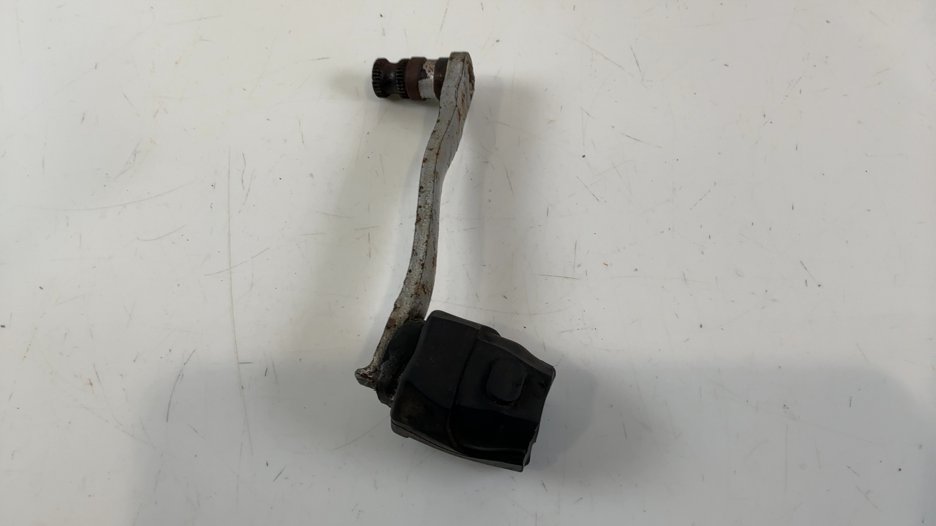 Honda Interceptor VF750F 750 Rear Brake Pedal 1983 1985 OEM 46500-MB2-010 - Image 6