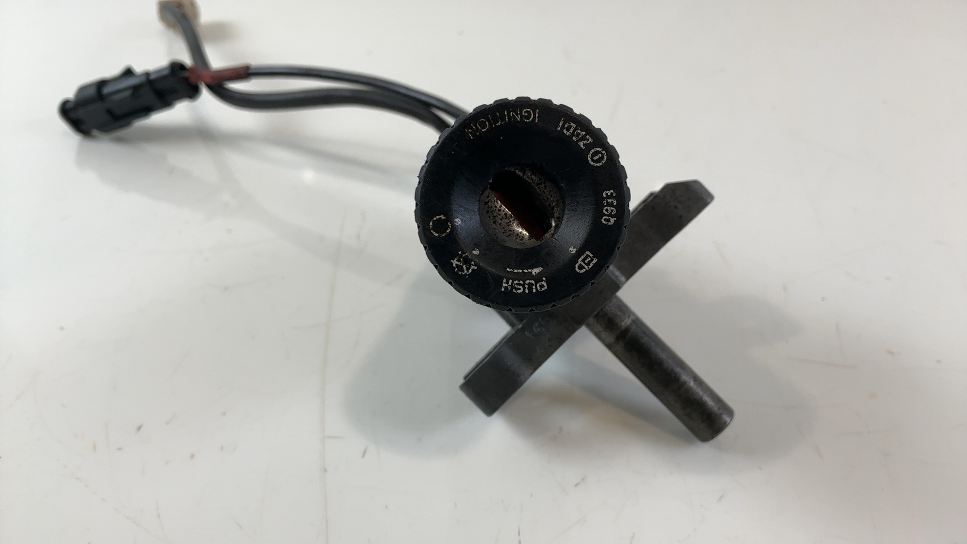 Aprilia SR 50 50cc Ignition Key Switch Lock 1992-2004 OEM AP8201845