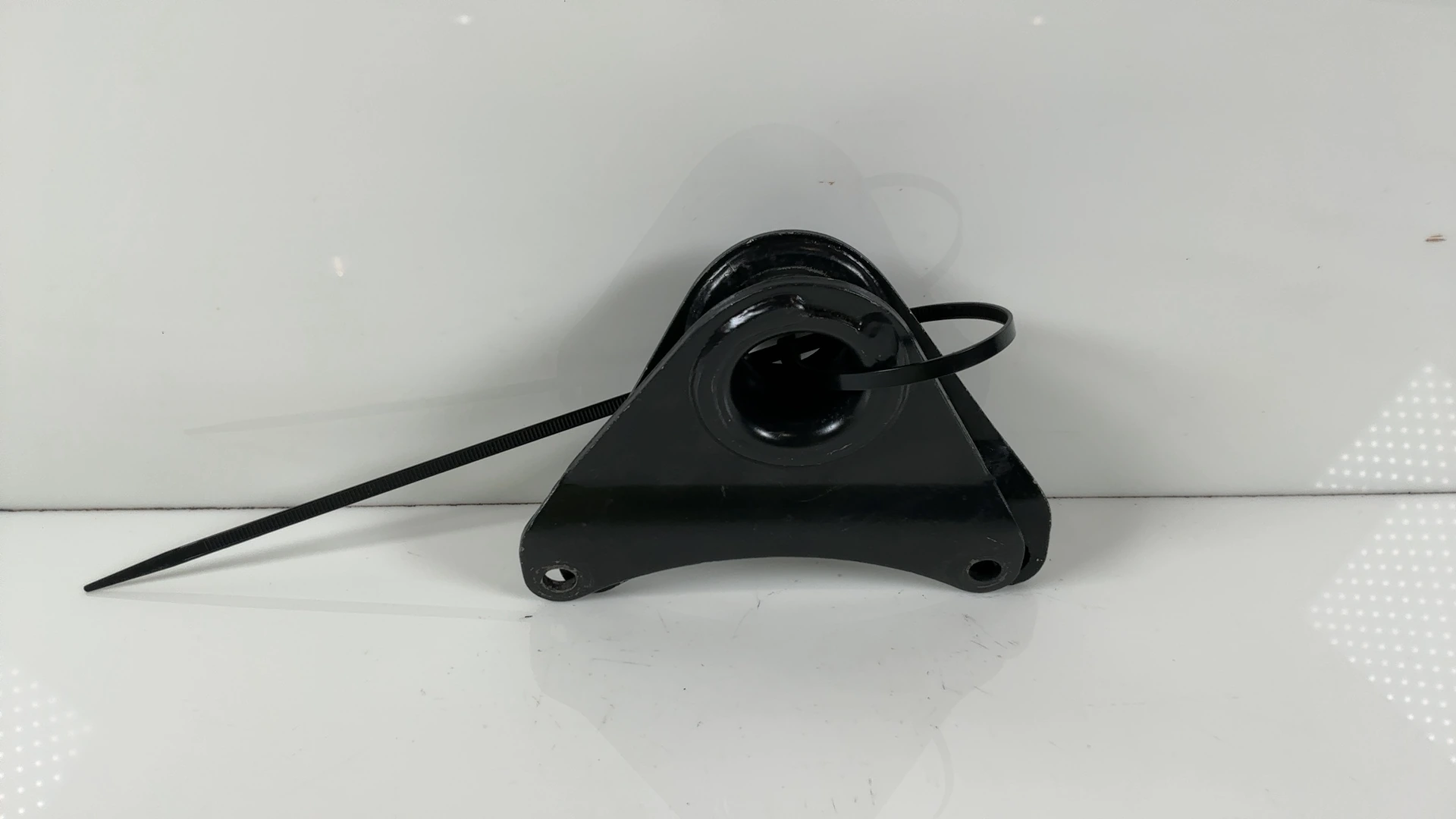 MZ TS 250 ETZ 250 250cc Engine Mounting Bracket 1973-1989 OEM 22-21.320 - Image 2