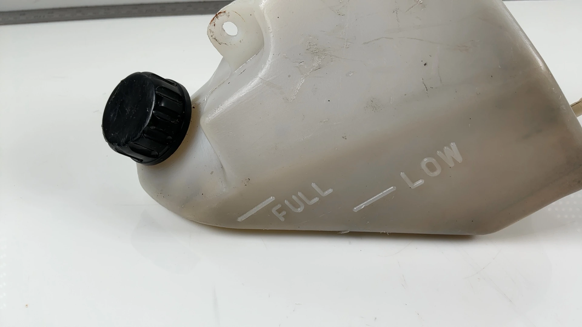Kawasaki GPZ900R ZX900A 900 CC Coolant Reservoir Bottle 1984-1993 OEM 43078-1053 - Image 4