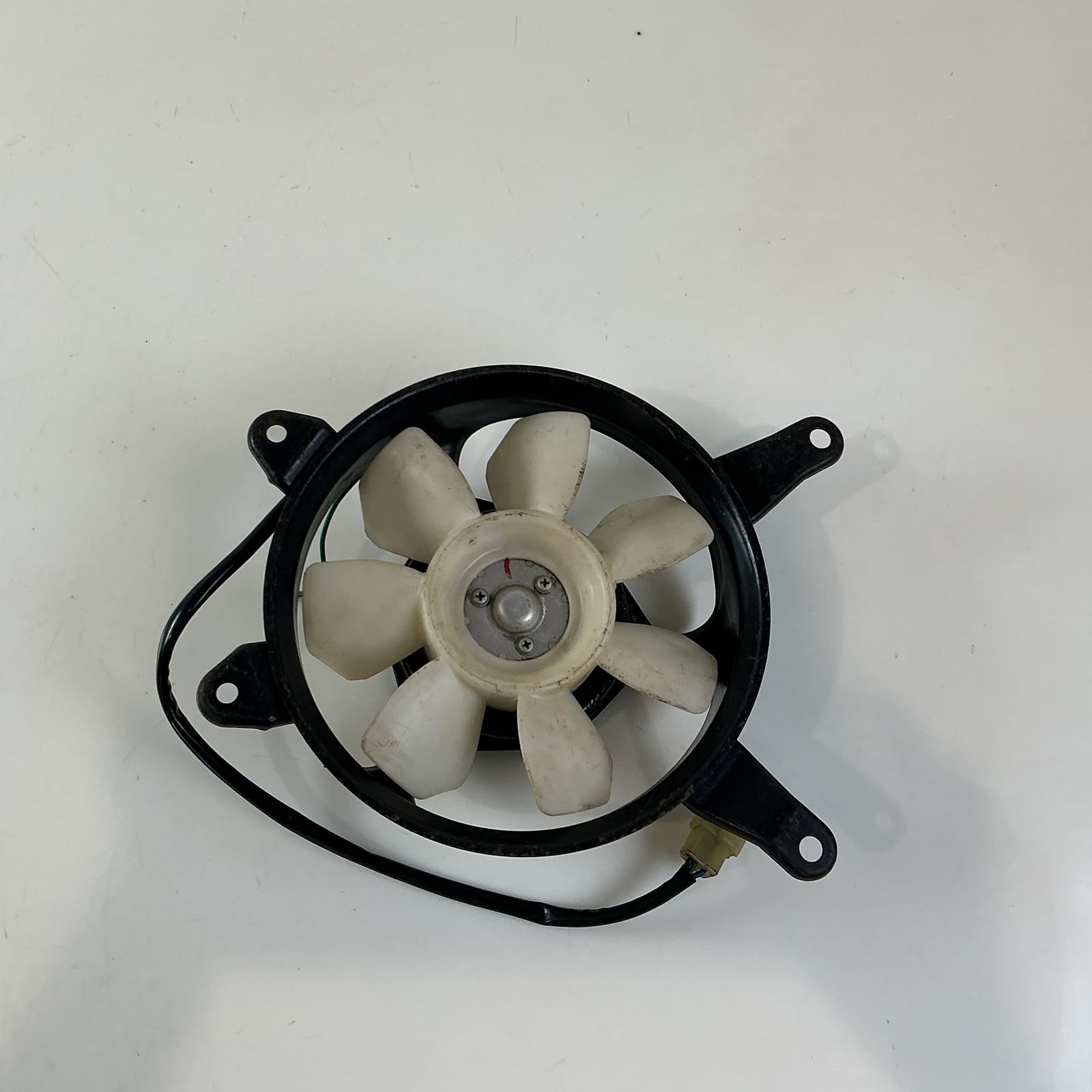 Kawasaki Ninja GPX 750R ZX750 F Radiator Cooling Fan 1987-1990 OEM 59502-1068