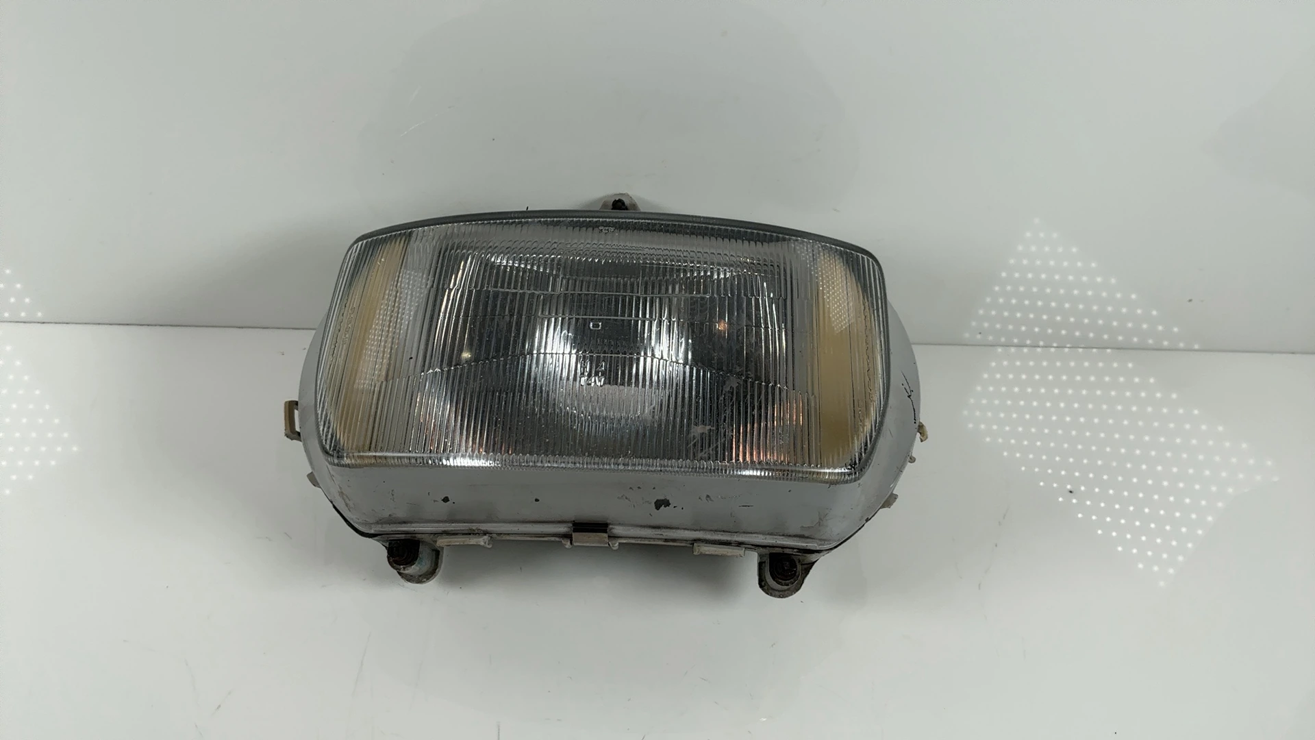 Honda CBR600F PC19 600 Headlight Assembly 1987-1990 OEM 33100-MN4-671 - Image 5