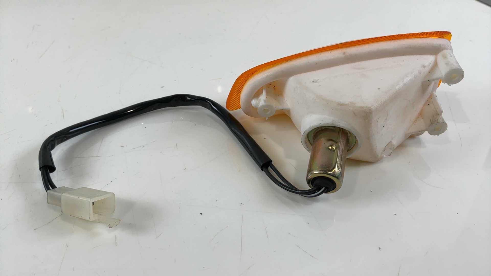 Kawasaki ZZR600 ZX600D 600cc Rear Left Turn Signal Light 1990-92 OEM 23040-1217 - Image 2