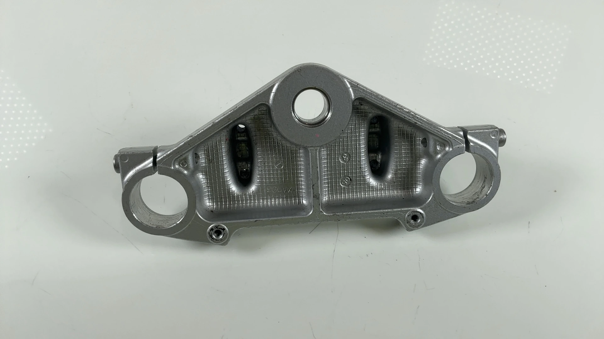 Suzuki Intruder VL125 VL Upper Fork Triple Clamp Bridge 2001-07 OEM 51311-05E00 - Image 6