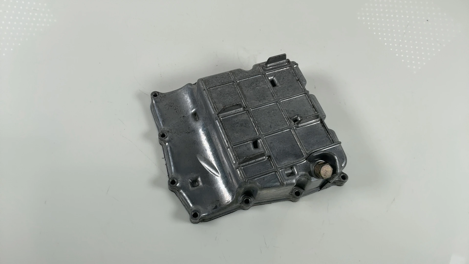 Honda VFR750F RC36 750CC Oil Pan Sump Cover 1990-1993 OEM 11211-MY7-000 - Image 2