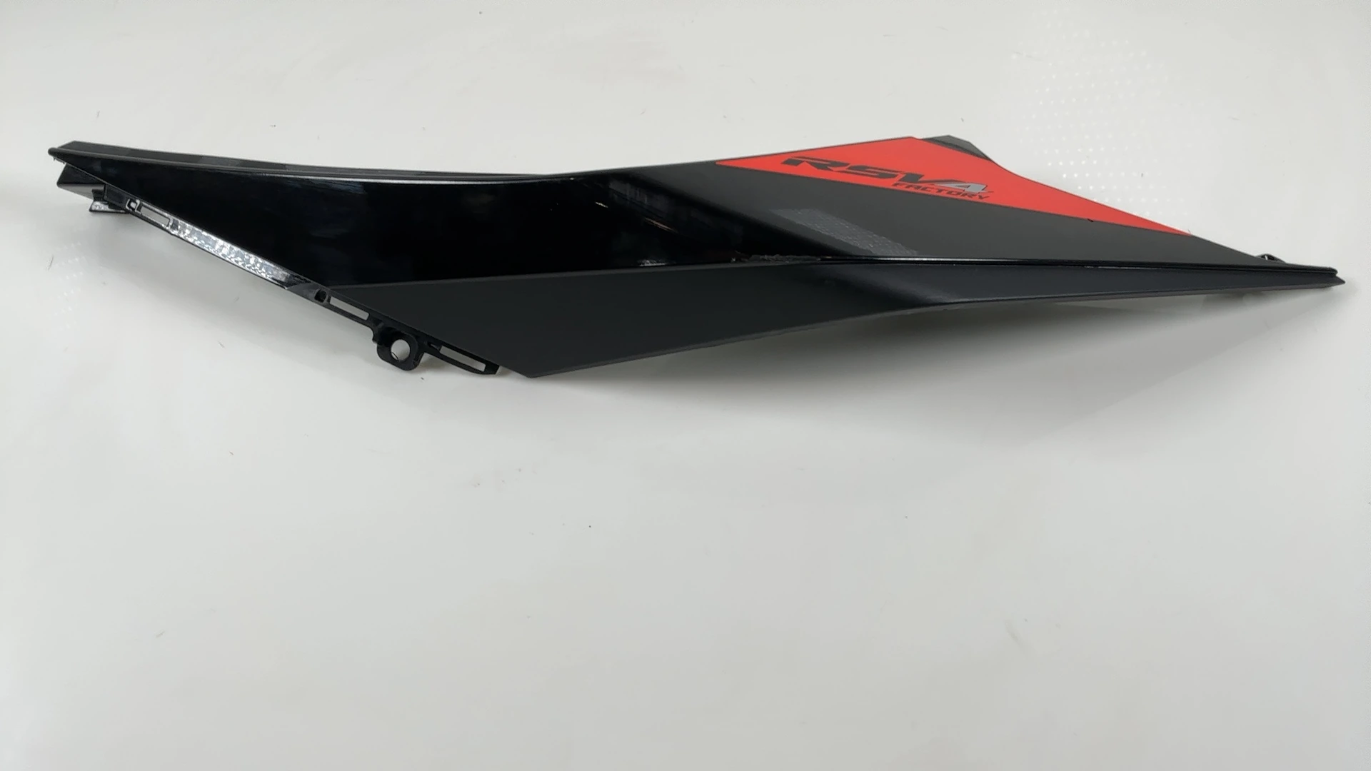 Aprilia RSV4 Factory 1100 Left Tail Fairing 2021-2026 OEM 2B012603 - Image 10