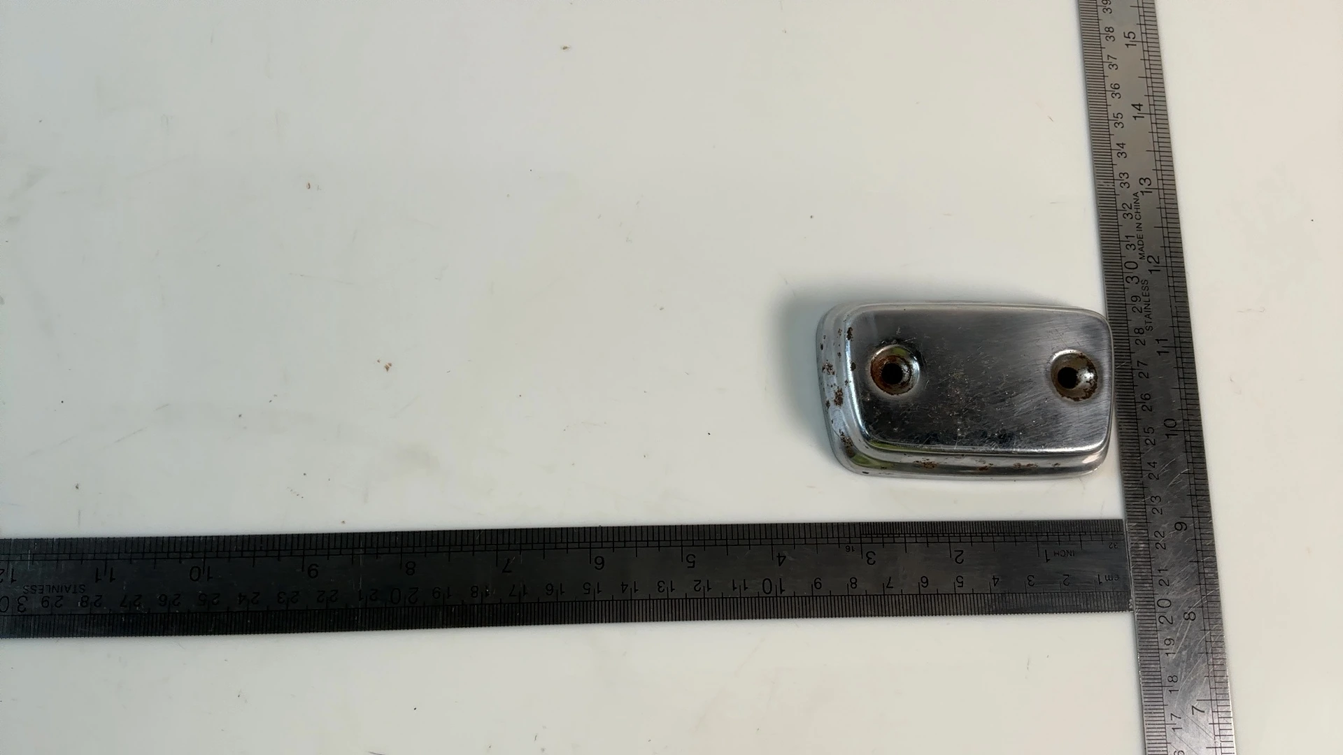 Suzuki GSX1100 GS1100 Cylinder Head Side Cap Cover 1980-1983 OEM 11174-49221 - Image 3