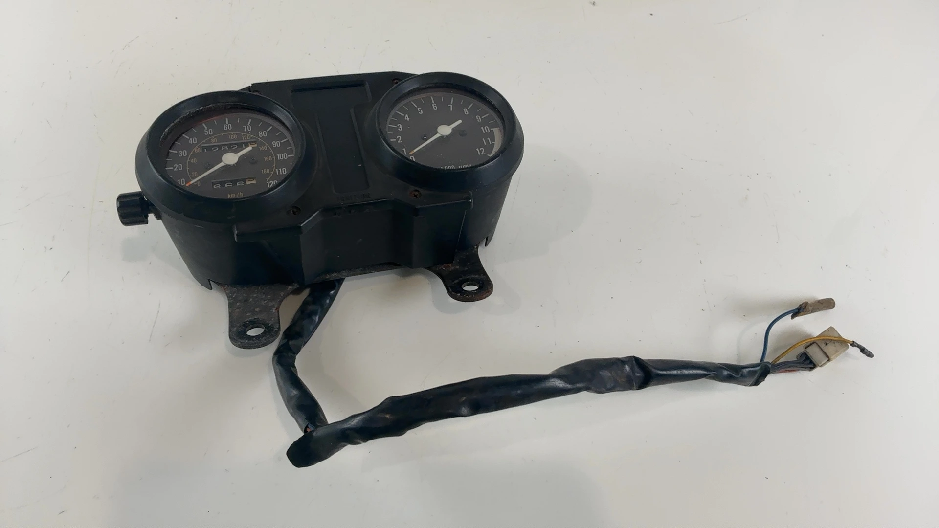 Suzuki GS250T GS250TX Speedometer Tachometer Gauge Cluster 1980 1981 34110-44130 - Image 1