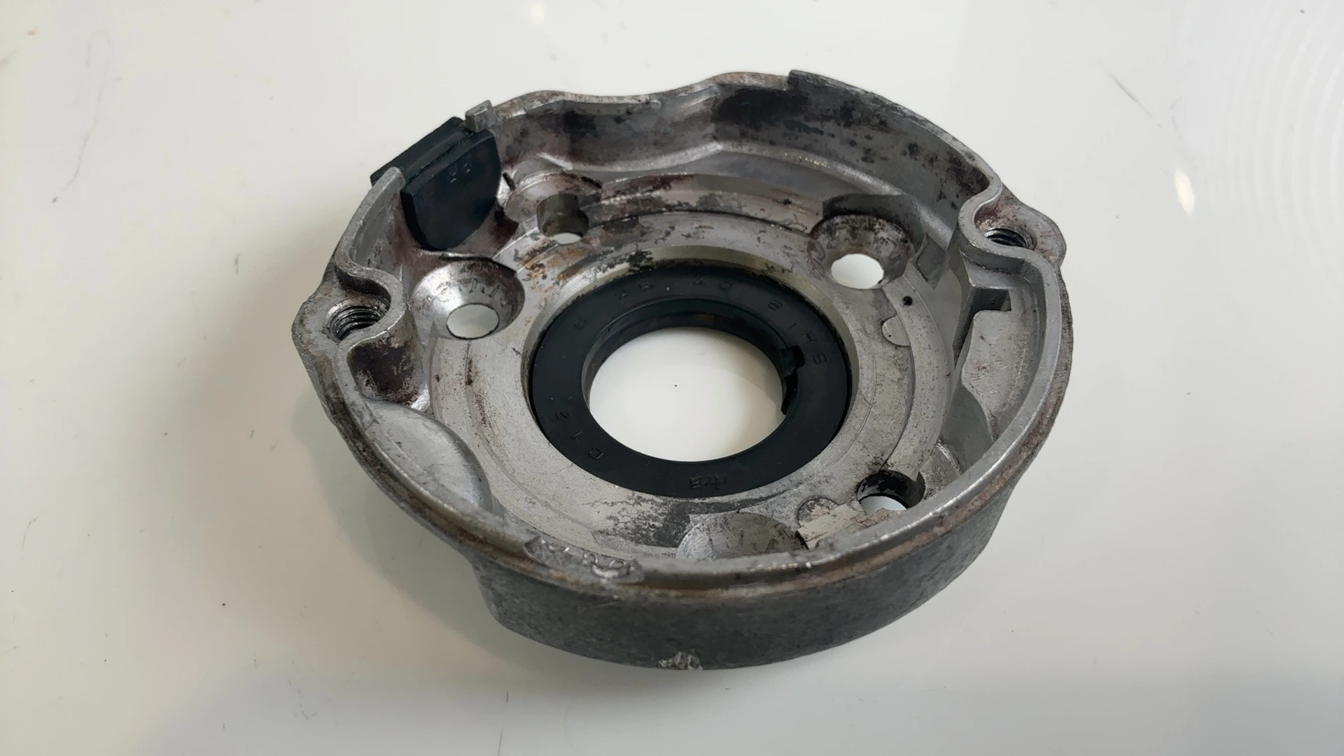 Yamaha XS650 XS650S 650cc Ignition Points Housing Cover 1970-83 256-11157-03-00 - Image 2