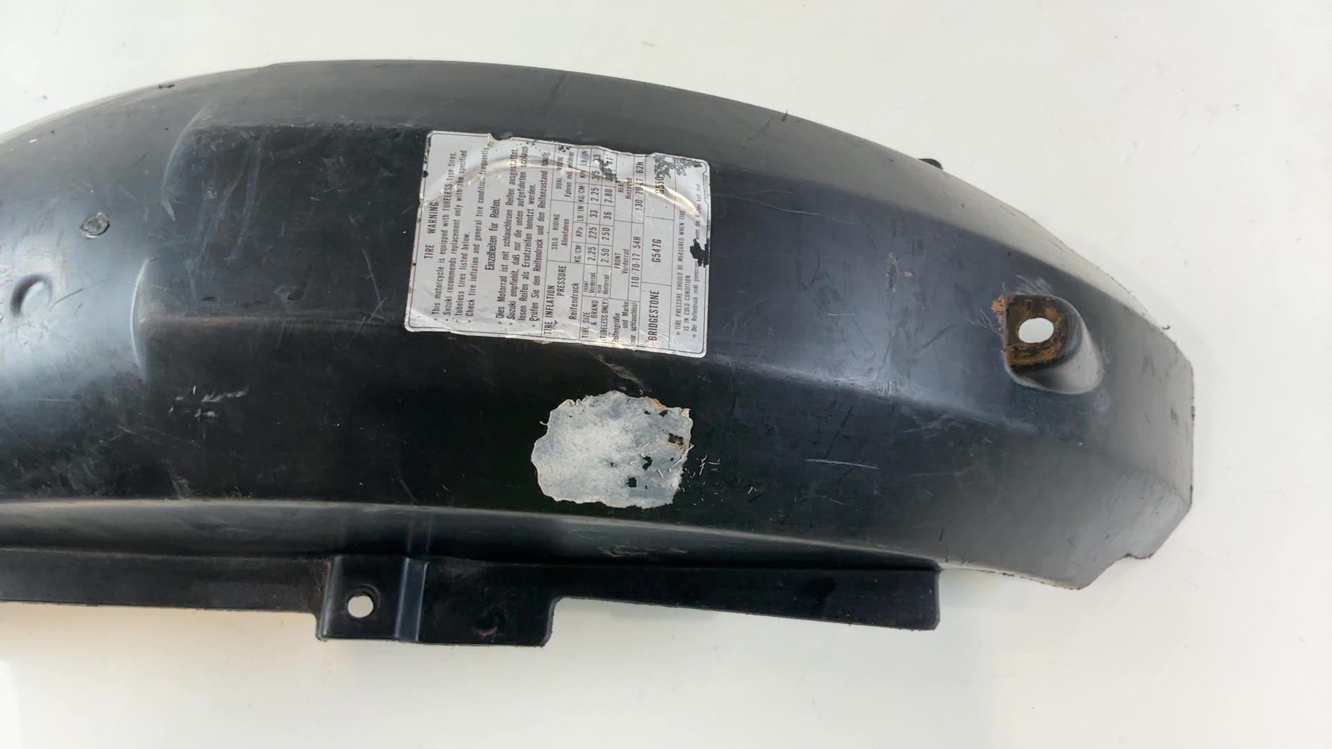Suzuki GS500E GS500 500 CC Rear Inner Fender 2001-2003 OEM 63111-01D00 - Image 5