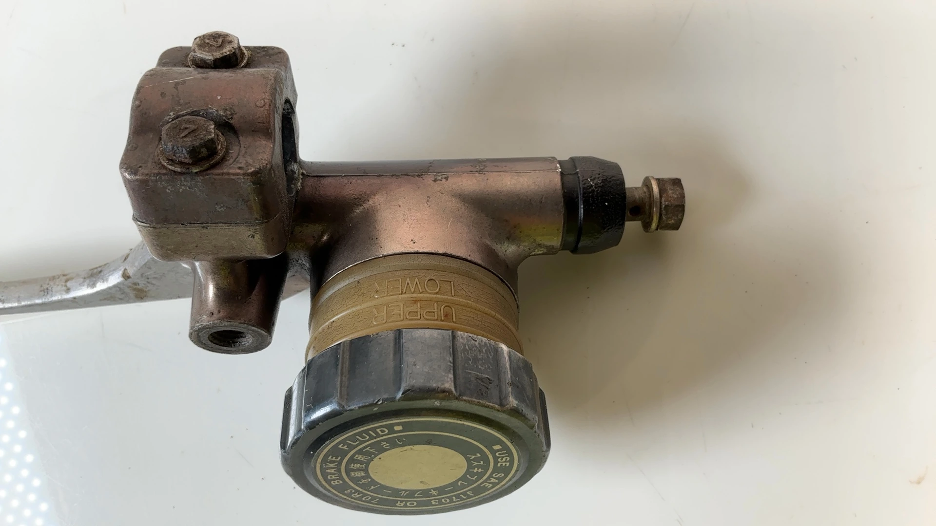 Suzuki GT380 GT 380 380cc Front Brake Master Cylinder 1972-1977 OEM 59600-33610 - Image 6
