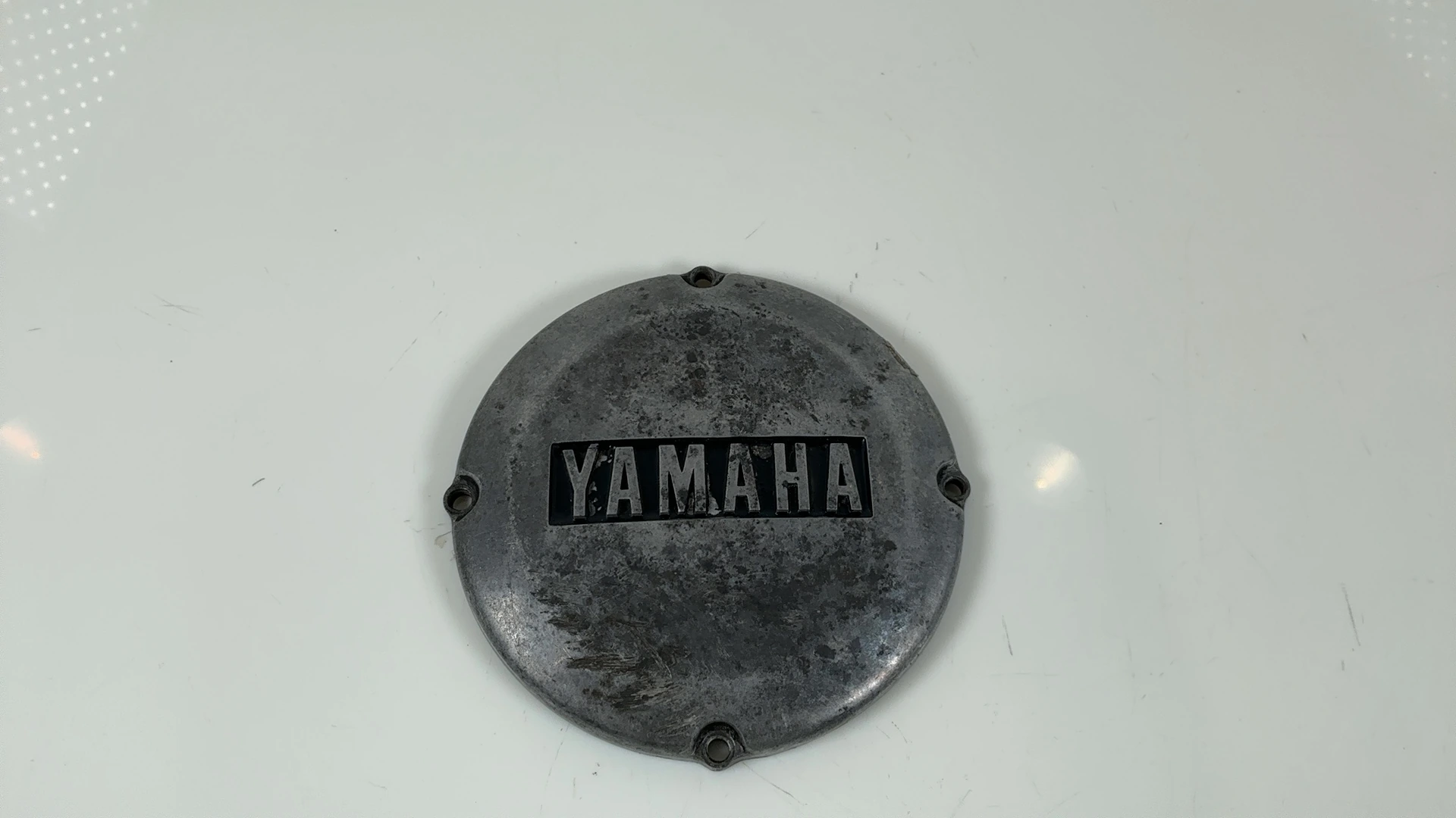 Yamaha XS400 1L9 400cc Generator Stator Outer Cover 1977-79 OEM 1L9-15415-01-00 - Image 1