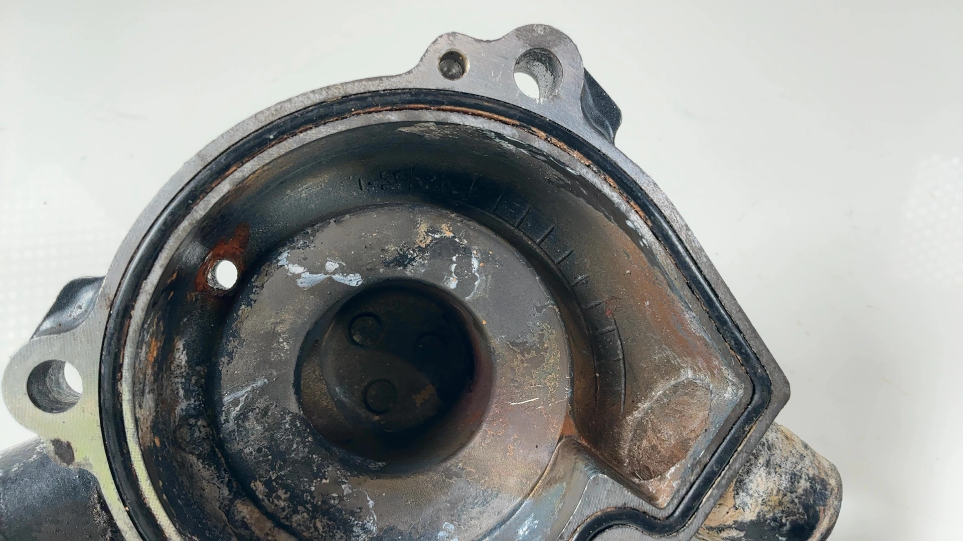 Kawasaki Ninja ZX600F 600cc Water Pump Cover 1995-1997 OEM 16142-1132 - Image 6
