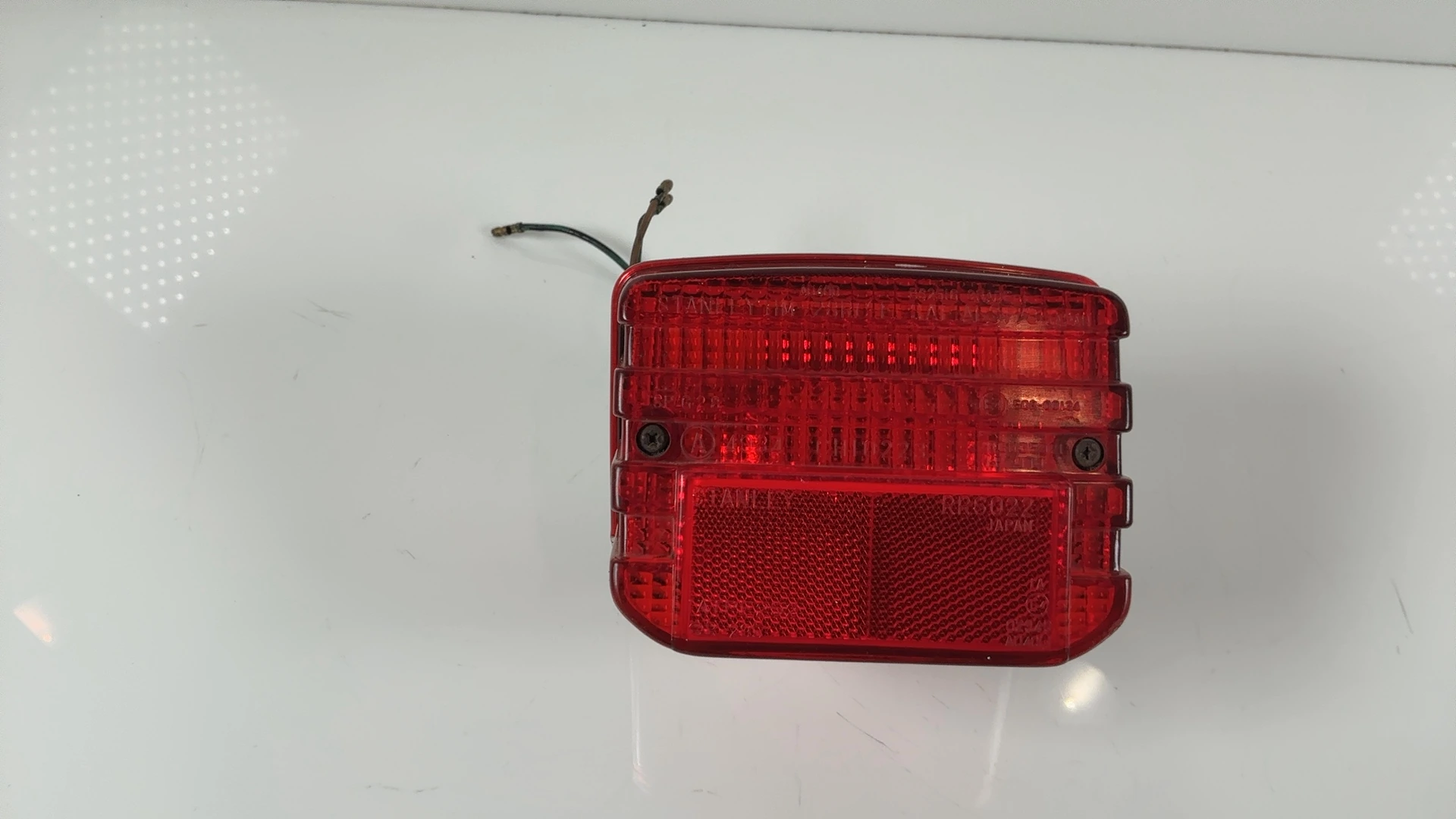 Honda CG125 CG 125 125cc Rear Tail Brake Light 1990-1991 OEM  33701-KY0-910 - Image 2