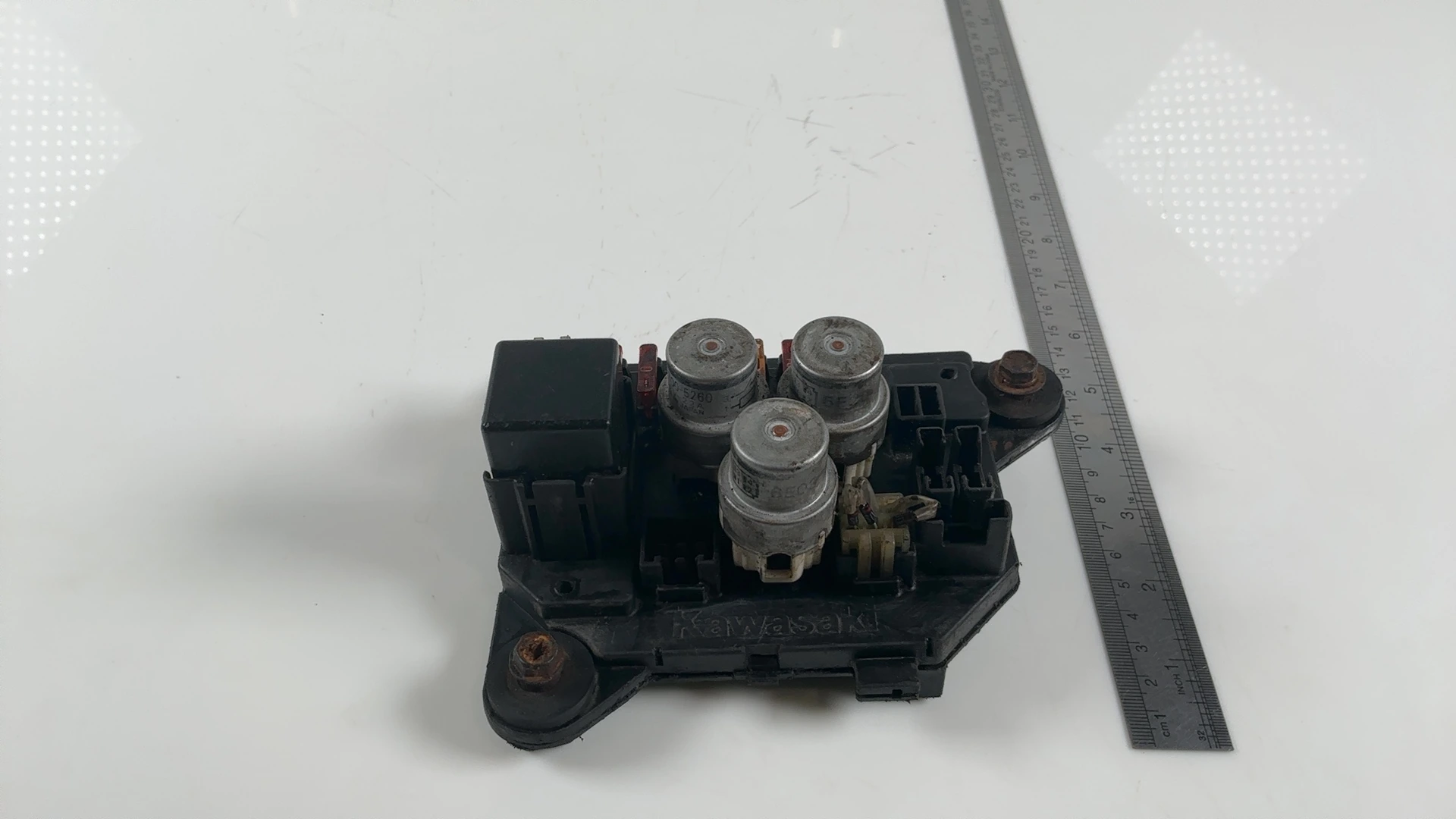 Kawasaki GPZ1100 ZX1100A 1100cc Fuse Relay Junction Box 1983-1985 OEM 56030-1026 - Image 3