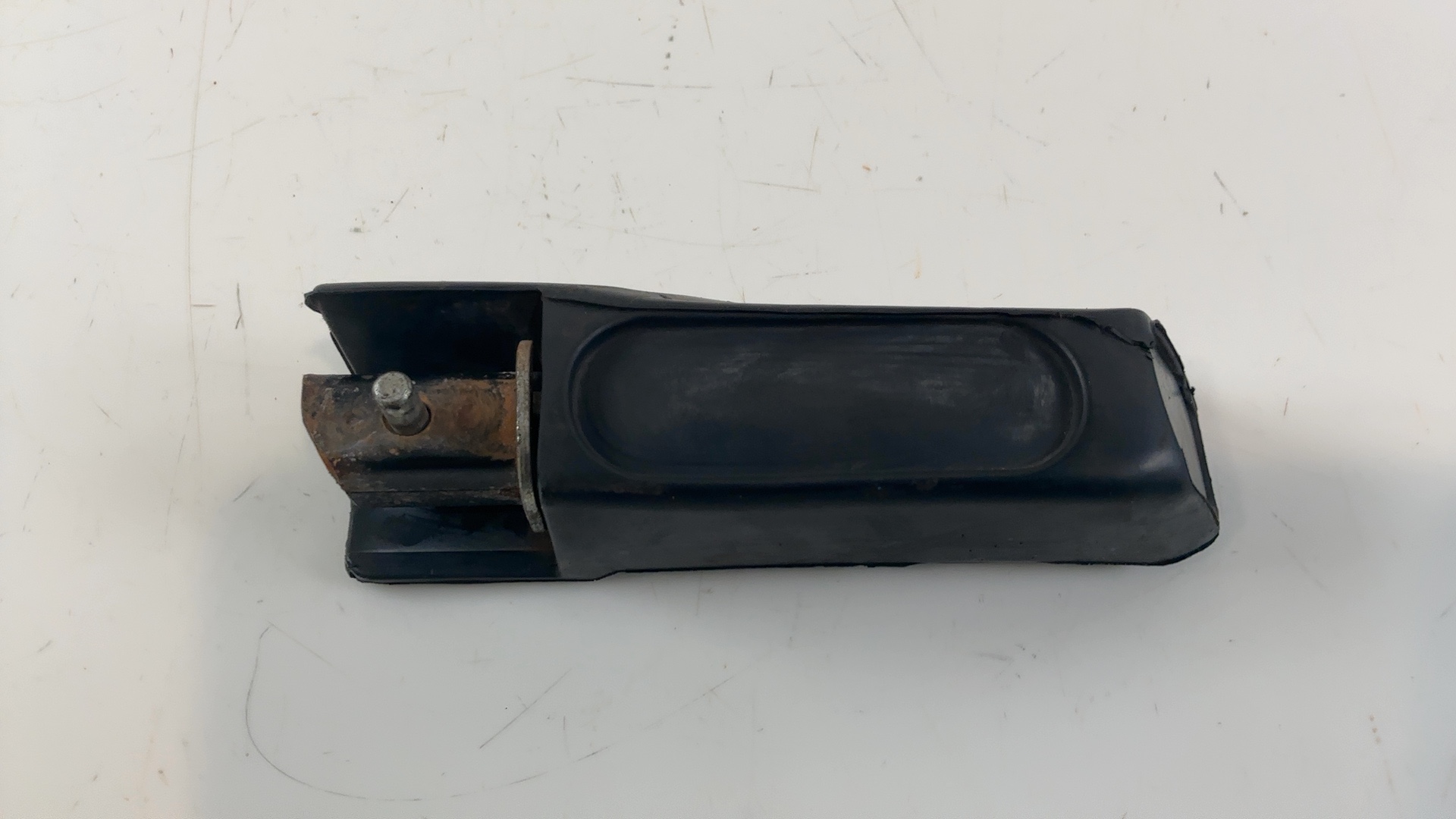 Honda S-Wing FES125 125cc Left Rear Footrest Step Rubber 07-13 OEM 50715-KRJ-900 - Image 1