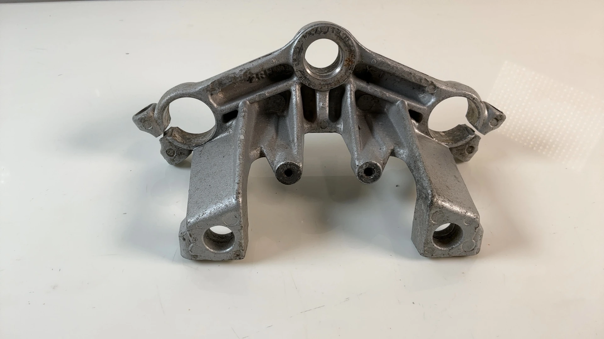 Yamaha TZR125 2RH 125cc Upper Fork Bridge Yoke 1987-1992 OEM 2RH-23435-00-00 Y-1 - Image 3